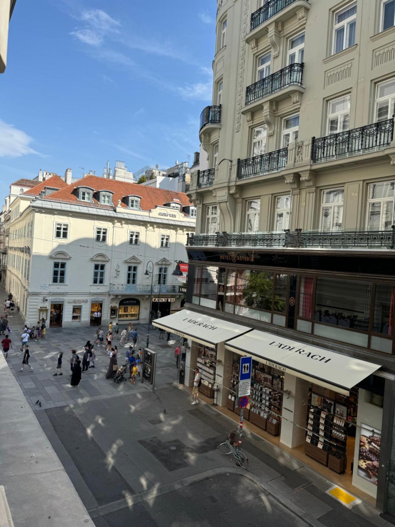 Opera Vienna Apartment 145 M2 Bagian luar foto