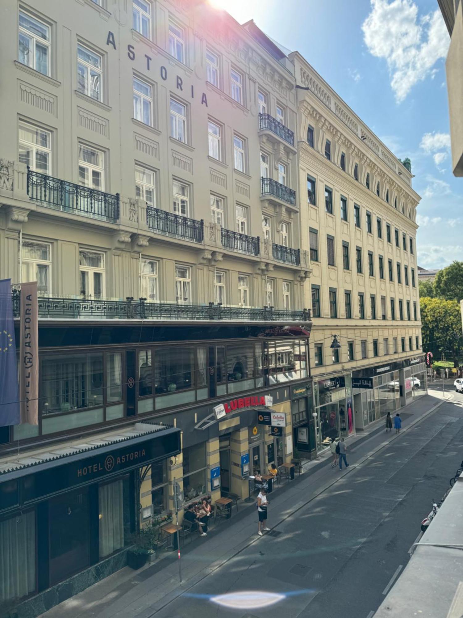 Opera Vienna Apartment 145 M2 Bagian luar foto